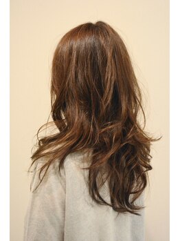 アカツキ ヘアーアンドビューティー(Akatsuki Hair&Beauty)の写真/【春日野道駅すぐ】主婦やママなど大人女性のお悩みを解決♪艶と透明感で華やかなスタイルを叶えるサロン☆