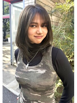 イヴォーク トーキョー(EVOKE TOKYO) ミディアムレイヤー髪質改善コスメストレート