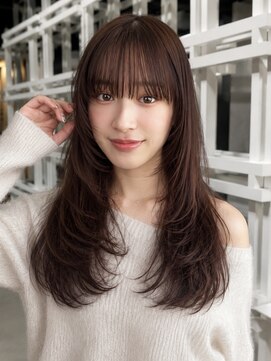 ディーエックス スリー(Dxxxx III) 透明感カラー ミルクベージュ ハッシュレイヤーカット TOMOKI