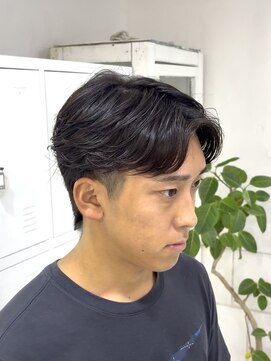 トイロ(toiro) ナチュラルな毛流れのニュアンスパーマ/10代20代30代40代