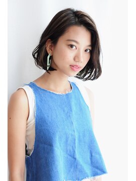 トリッカ 代官山(tricca) 大人のシンプルワンカールボブ【tricca代官山】