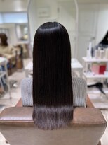 フォルテ 横浜店(FORTE)&nbsp;モテ髪ヘアカタログ、外ハネボブ、ペールベージュ、髪質改善