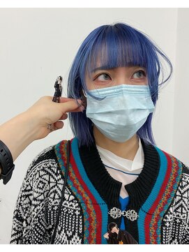 キー(kii) ネイビー ブリーチカラー 福岡 天神 薬院 20代