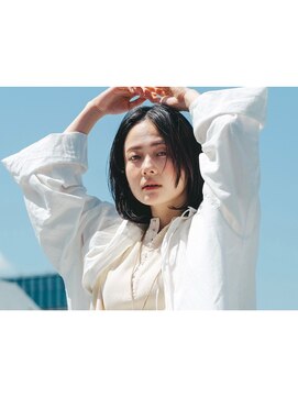 らふる其の二 センターパート モードなスリークボブ