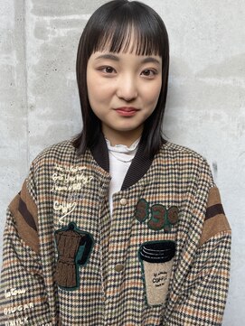 リル(Lilu) 2024.12 ぱつっとミディアム 堀家碧