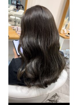 アヴァンス 広島本通店(AVANCE.) オリーブグレージュ