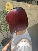 「夏ブリーチなしダブルカラー　レッドピンク切りっぱなしボブ」