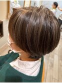 横須賀ショートボブくびれショートイルミナカラー顔周りレイヤー