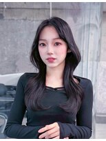 フィヴェント(Fivent)&nbsp;黒髪韓国小顔レイヤーイメチェン暗めオリーブグレークラゲヘアー