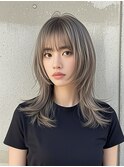 ハイライトクラゲヘアミニボブ成人式パーマミディアム裾カラー