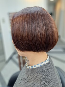ヘアデザイニング ズーム 飯田橋店(hairdesigning Zoom) 30代40代50代：ショートボブ