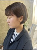 大人ショートボブ前下がり