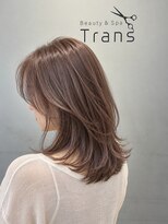 トランス(Trans) ミディアムレイヤーにラベンダーベージュカラー