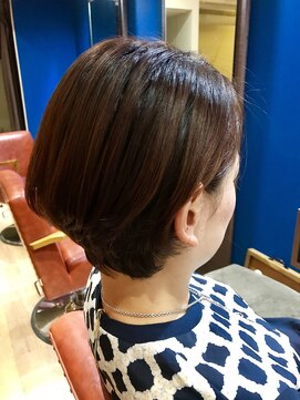 ノーヴェドゥーエ(novedue) オトナママの艶ショート♪