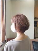 ピンクベージュ×ショートボブ