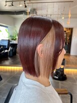ミカサ(MICASA)&nbsp;脱白髪染め/レッド×ベージュ/インナーカラー/顎下ボブ