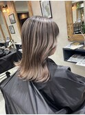 バレイヤージュ、ハイライト、レイヤーロング、グレーベージュ