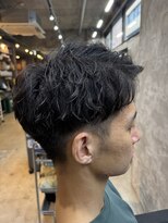 カーニー 上野(kearny)&nbsp;ツイストスパイラルパーマ縦落ちパーマメンズ波巻きパーマ