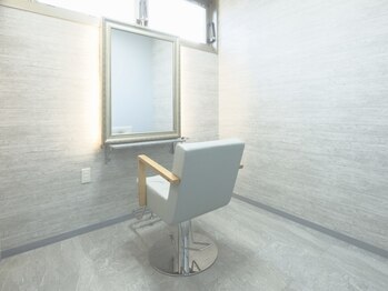 プリモカ 綾瀬(primoC)の写真/《髪質改善全席完全個室サロン》くつろげる上質空間で貴方の理想のスタイルを叶えます＊