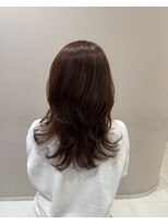 アンベリールフルー(EMBELLIR fleur) 艶感レイヤーカット