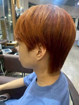 ビーチェ 小岩(Bice) インパクト◎鮮やかオレンジで攻める個性派ショート/ブリーチ