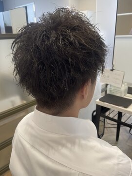 プラス ファースト ヘア(Plus 1st) ツイストスパイラルパーマ