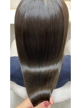 トゥーリ 長崎住吉店(tuuli) 西岡