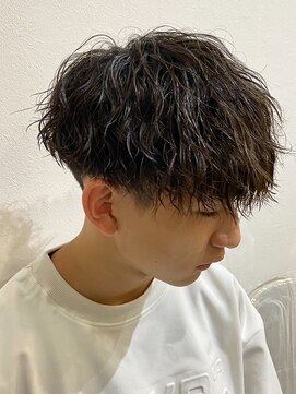 エルマーク 松山(L-MARK) ツイストスパイラルパーマ/メンズ/眉毛/短髪/フェザーパーマ