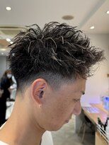 ルチア 八柱店(LUCIA by cuore)&nbsp;ハイライト　メッシュ　ツイスパ　アップバング　刈り上げ