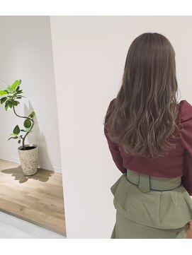 リーシュ(Re:sh) オリーブグレージュ