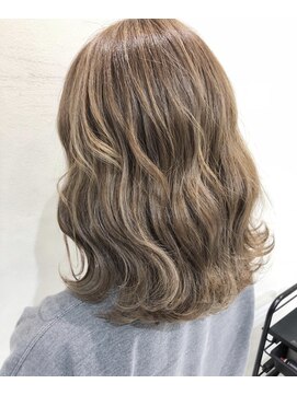 アルドラ(ALUDRA) ハニーベージュ