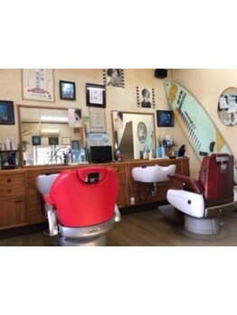 メンズにオススメ「眉・髭」のお手入れメニューをご用意◎男の身だしなみは是非当店にお任せください！