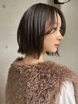 ガーデンヨコハマ(GARDEN YOKOHAMA) 切りっぱなしボブ 大人ボブ 黒髪 前髪なし オリーブグレー