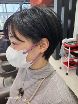 フュージョンサカエ(FUSION SAKAE) 耳掛けショートボブ