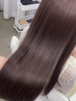 エヌアイ オモテサンドウ(ni omotesando)&nbsp;ピンクベージュ/艶カラー/ストレートヘア髪質改善　上野