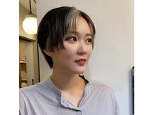 ヨナサン(Yona Saint)の雰囲気(ブリーチ/インナーカラー/ハイライト/白髪ぼかし/バレイヤージュ)