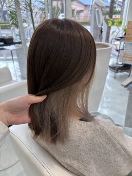 シュウ 碧南店(Shu) インナーカラーベージュ