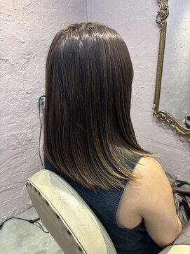 ナチュラルベージュ×TOKIOリミテッド【西武新宿駅】