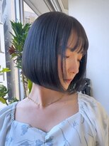 イエナ 渋谷(IENA)&nbsp;ダークブルーショートボブアップバンクヘアミルクティーブロンド