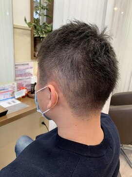 コアフィールフィス(COIFFURE fils) 《見附 今町》ビジネスマンスタイル ソフトモヒカン