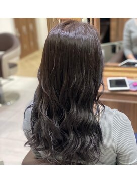 アッシュ 菊名店(Ash) ★黒染めは使わない暗染め★ダークグレイ★