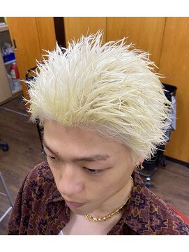 ヘアーパークキューブ ホワイトスパイキーショート