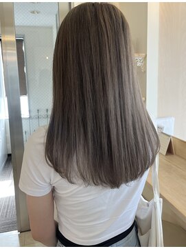 シュシュ(chouchou) ミルクティーアッシュ/chouchouスタイル/心斎橋20代30代