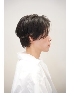 ビュートリアム 梅田(BEAUTRIUM) 大人こなれショート