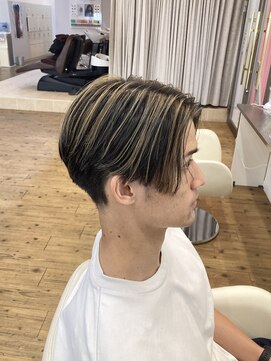 コワファースト 別府 ハンサムショート×アンブレアカラー