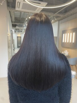 シダ(sida SAIIN) 20代30代ロングヘア濁色カラー