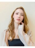 ミルクティベージュレイヤーカット韓国風くびれヘア
