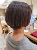 レイヤーボブ 大人ショートボブ ベージュカラー