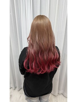 アップル(APPLE) ミルクティーベージュ×レッド