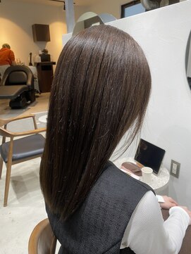 グラフ 立川(Graph.) 縮毛矯正 Aujua髪質改善トリートメント